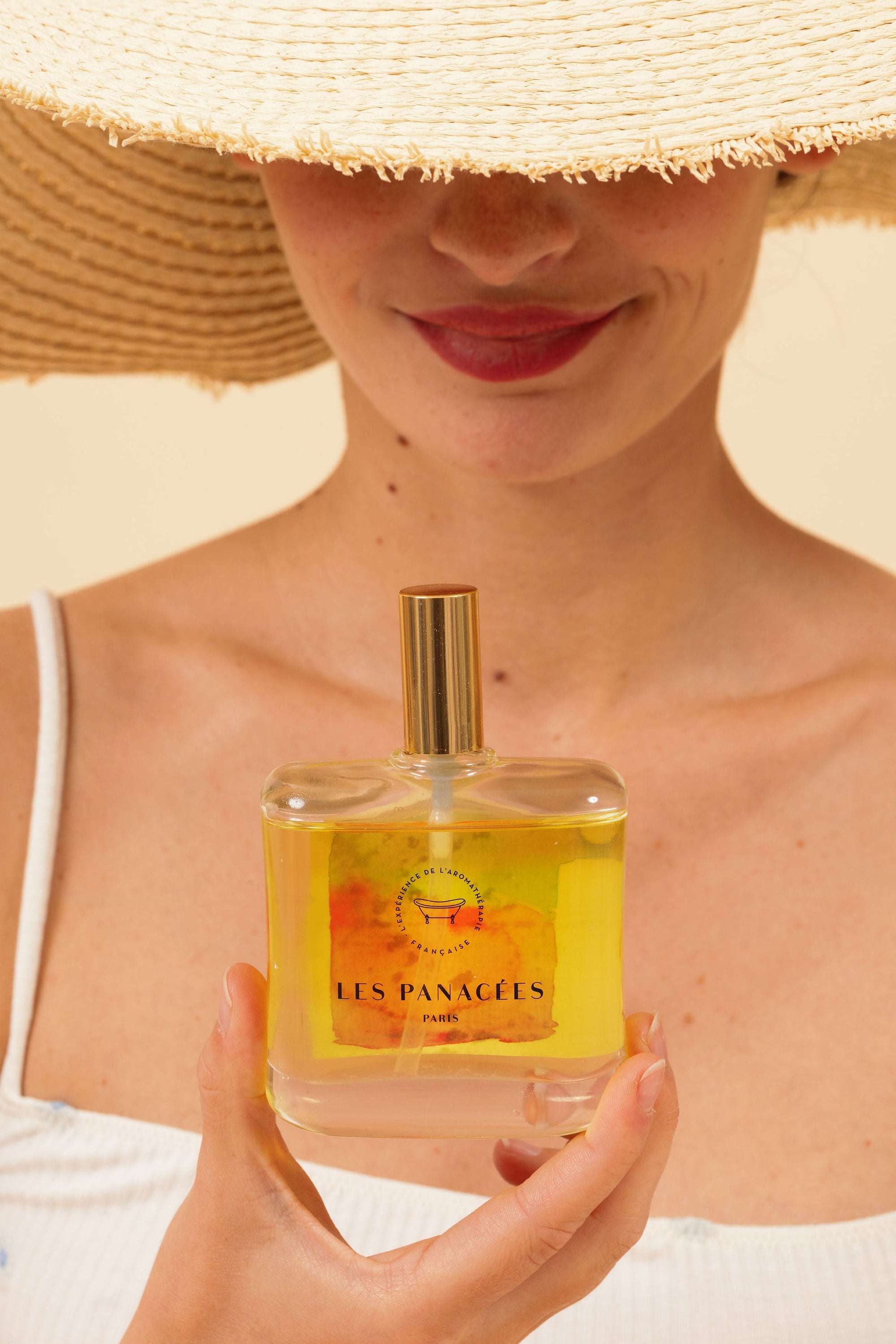 Huile sèche nourrissante parfumée Essence d'été et Adèle Belem - routine après soleil Les Panacées